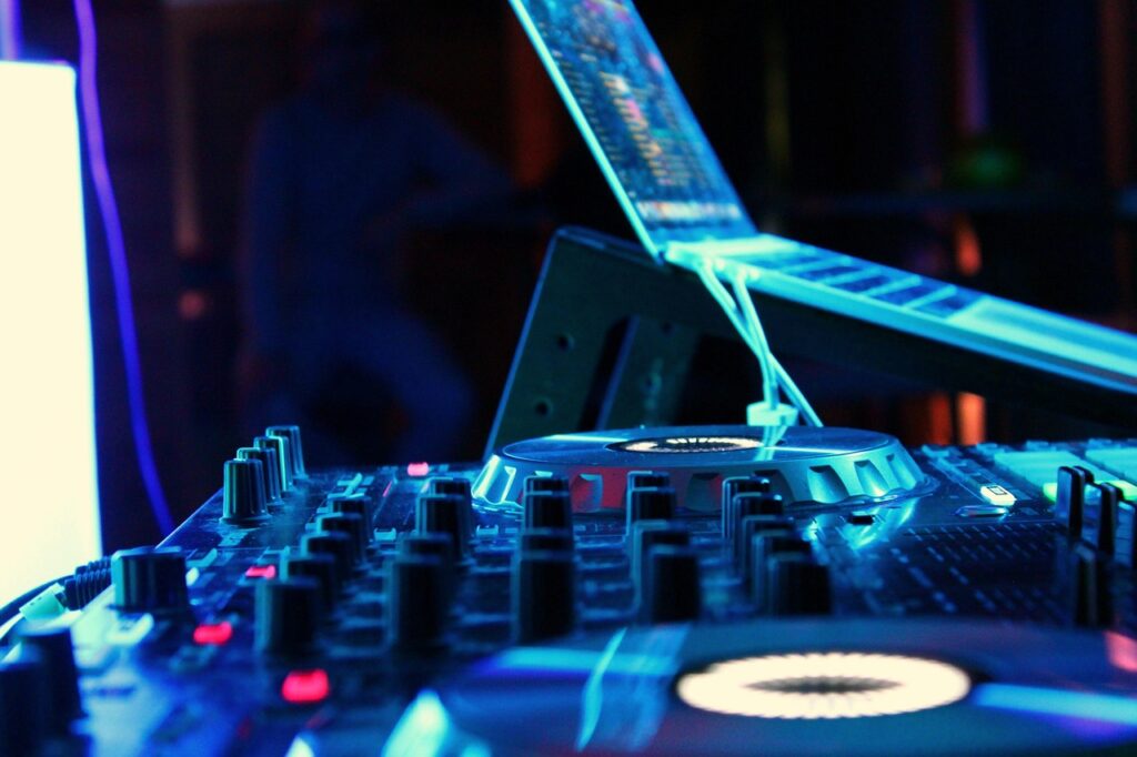dj, equipment, music, party, laptop, led, disco, lights, box, speaker, bass, sound, microphone, dj, dj, dj, dj, music, party, led, sound, sound, sound, sound, sound